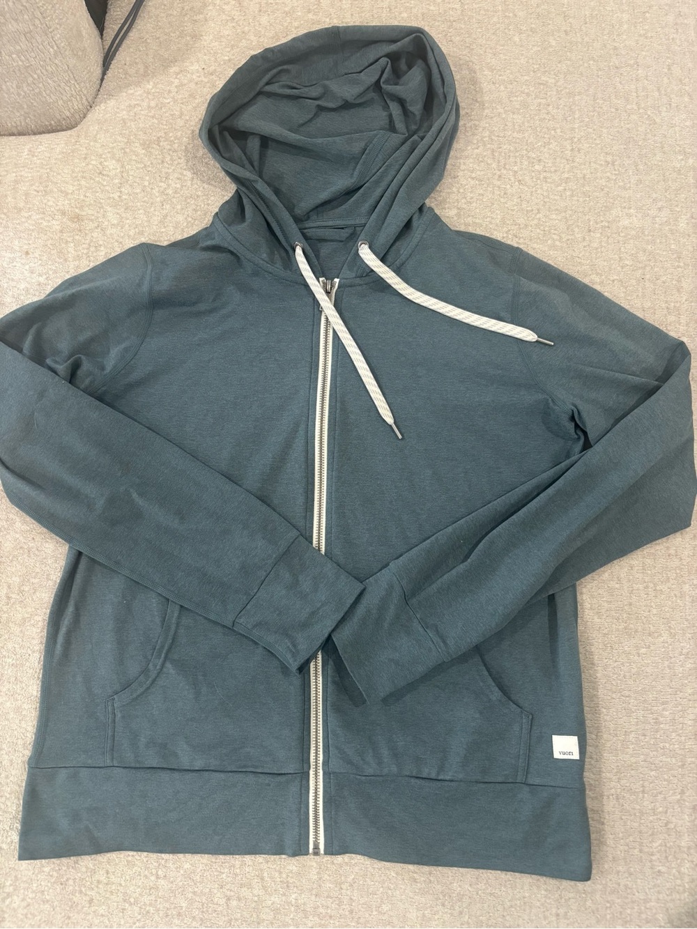 Vuori Women's Full-Zip Hoodie in Teal